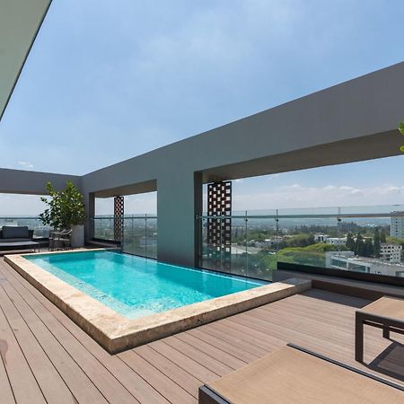 Modern Luxury Condo With Rooftop Pool & Gym سانتياغو دي لوس كاباليروس المظهر الخارجي الصورة